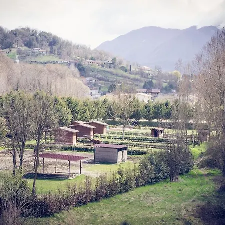 Aurora Bed and Breakfast 3*